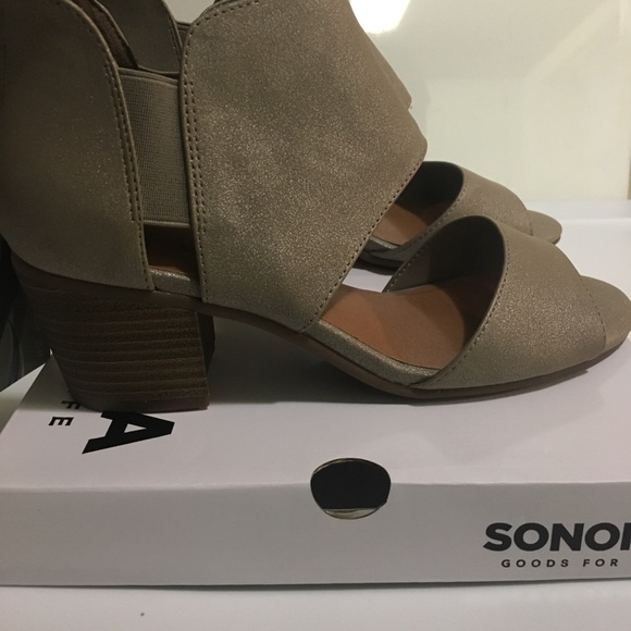 Sonoma good for life newf women’s high heels - Picture 3 of 11